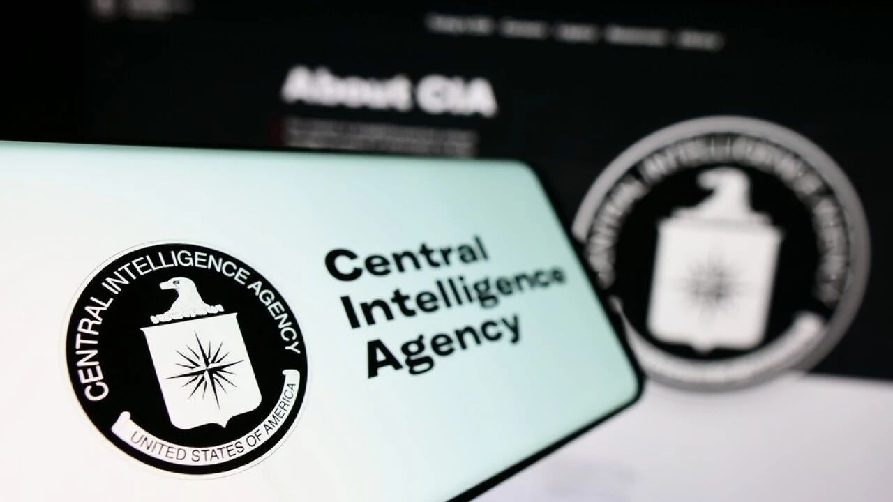 CIA“買斷計(jì)劃”，是自廢武功？還是另有所圖？附美國(guó)情報(bào)人員再就業(yè)指南！